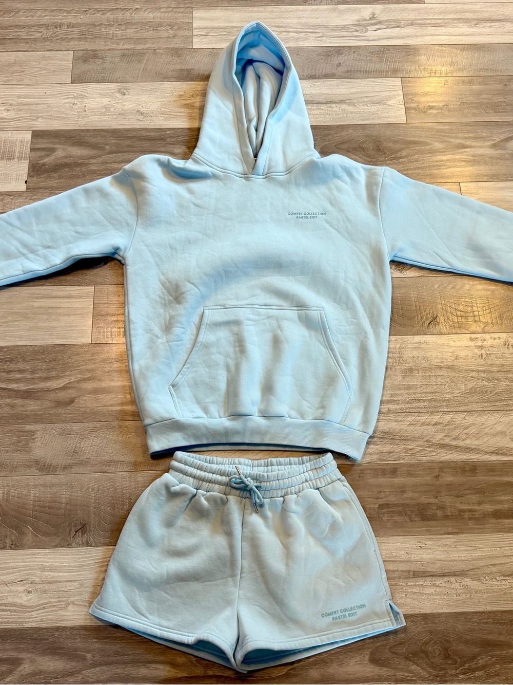 COMFRT ๐ Pastel Hoodie (L) and Shorts (M) Set ๐ Baby Blue - Picture 4 of 8